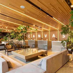 4* 호텔 The Royal Park Canvas - Odori Park